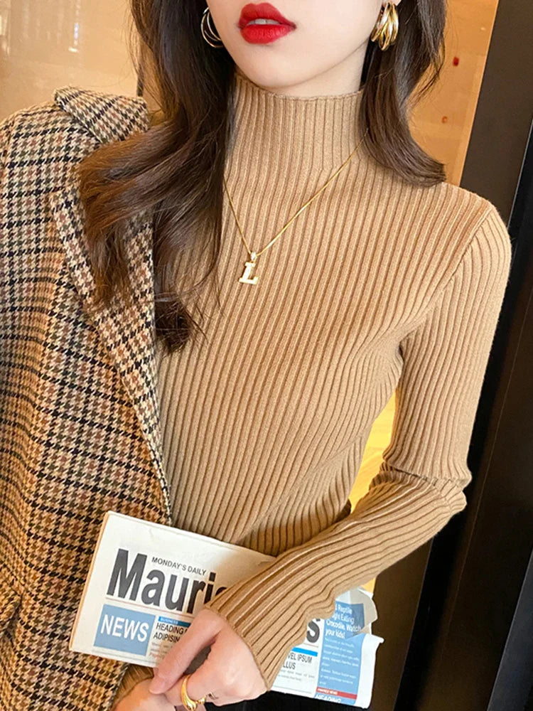 Chic Knitted Turtleneck Sweater